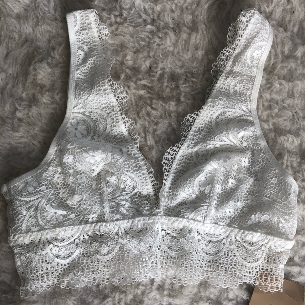 NWT white bralette/crop top